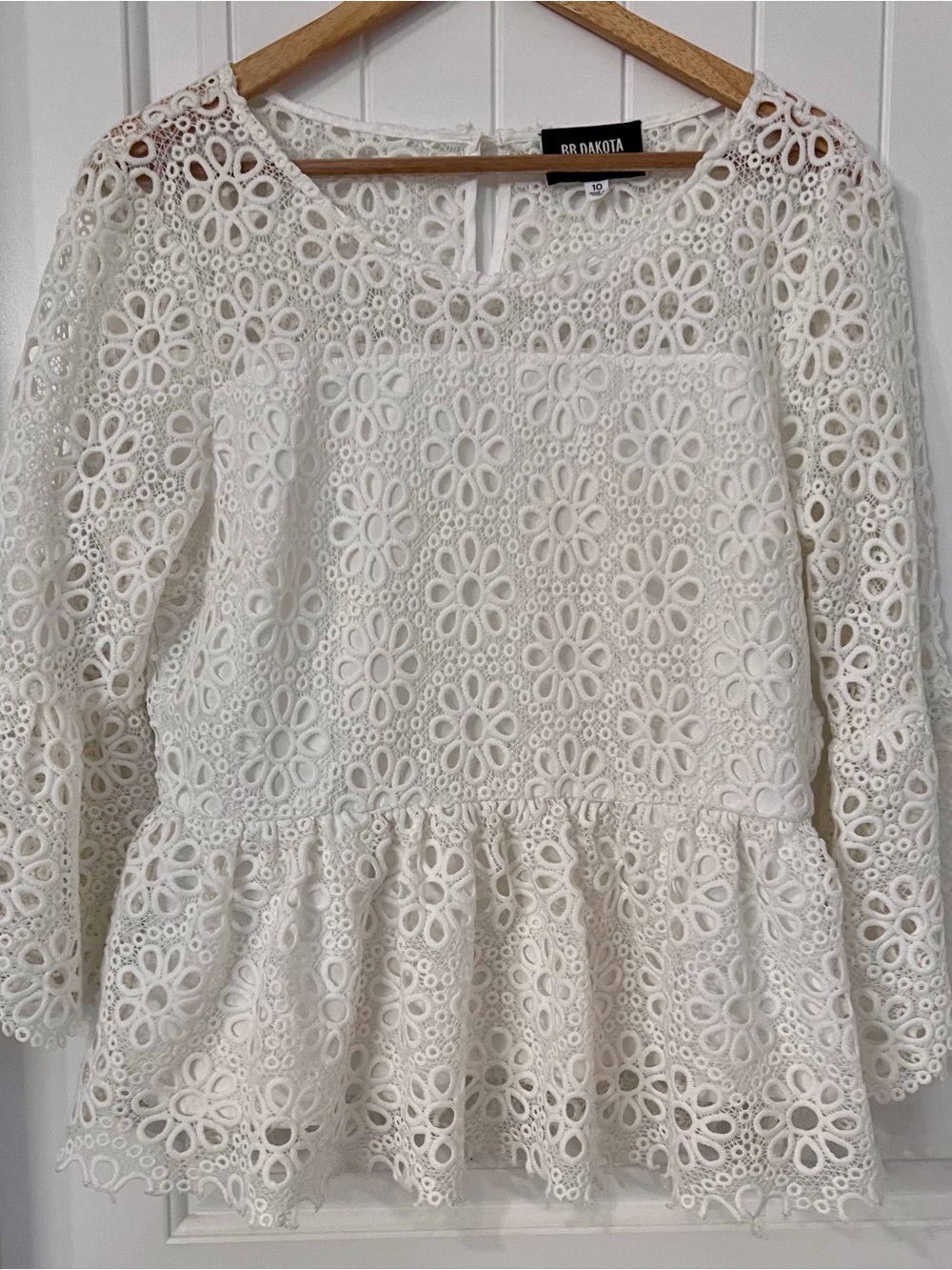 BB Dakota White Floral Lace Peplum Blouse